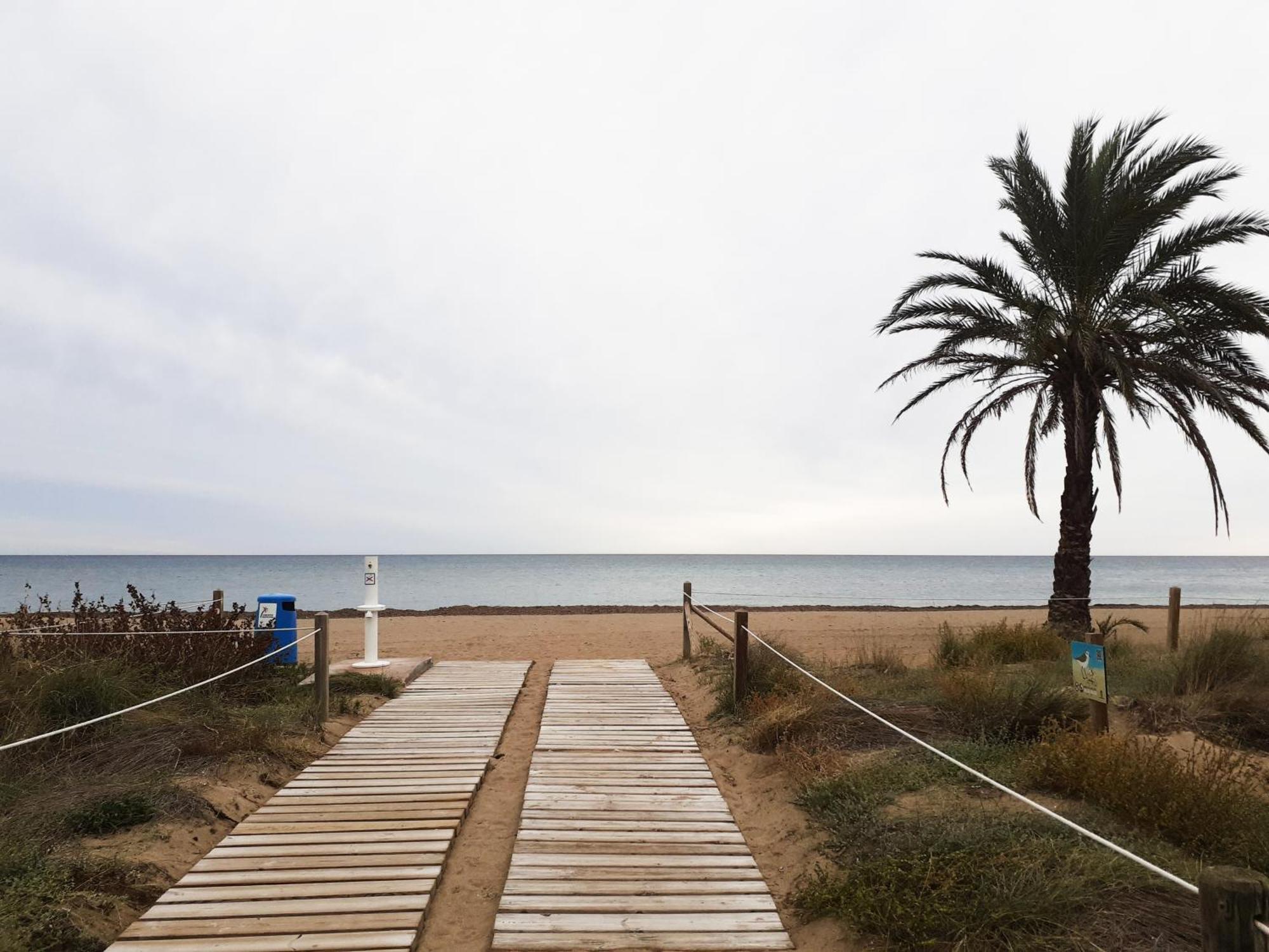 Oasis Apartments Playa Albaranas Denia Ngoại thất bức ảnh